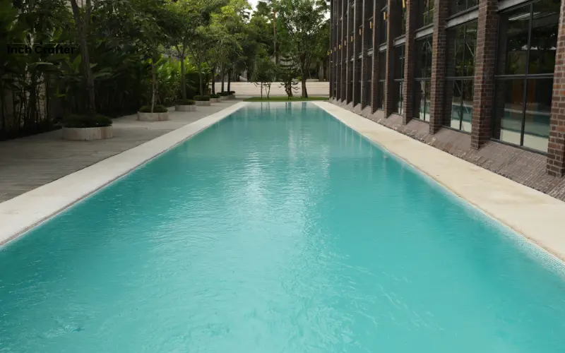 how long is 100 feet