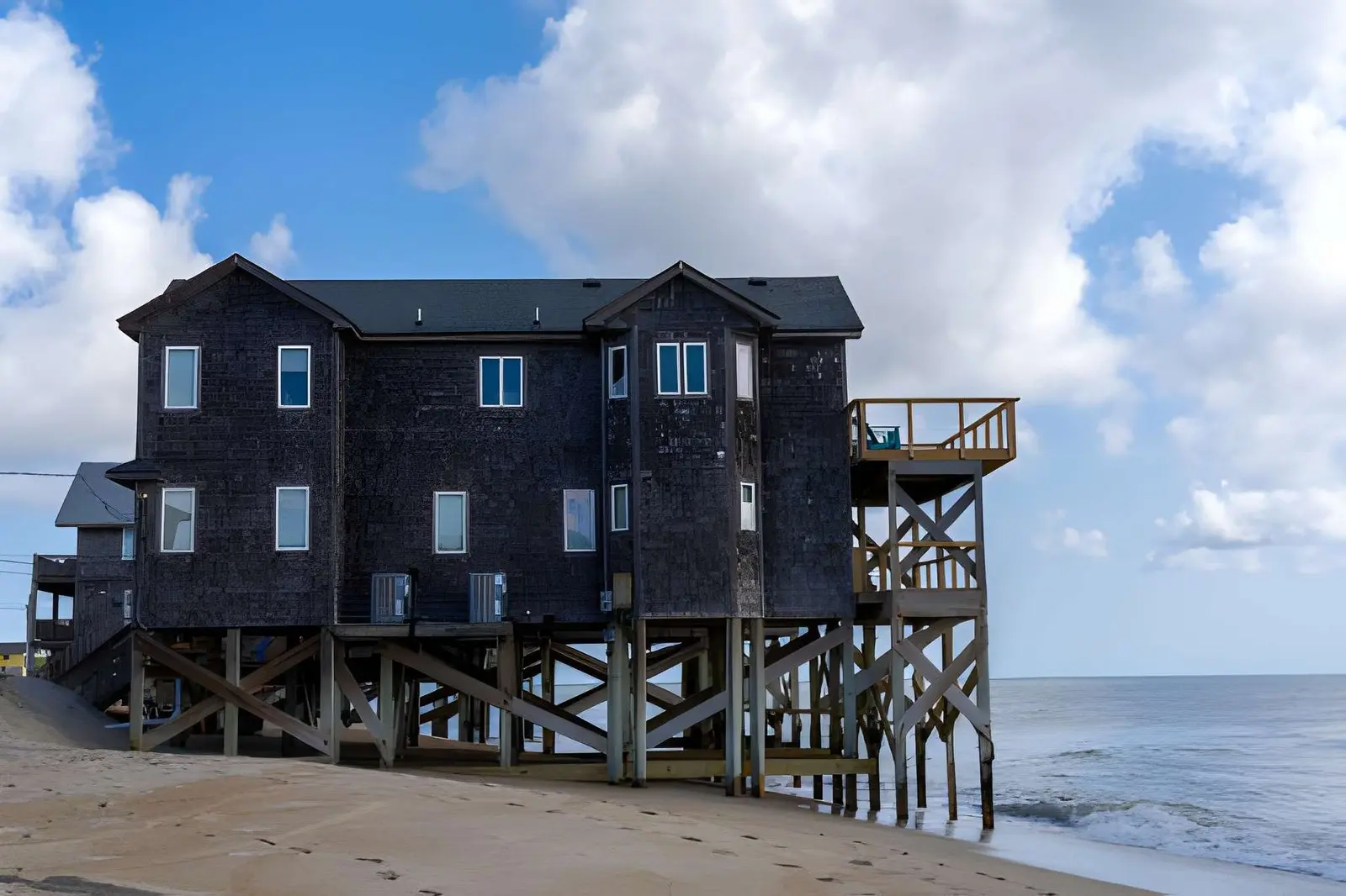 Ensuring Safe Lifting Operations in the Outer Banks, NC