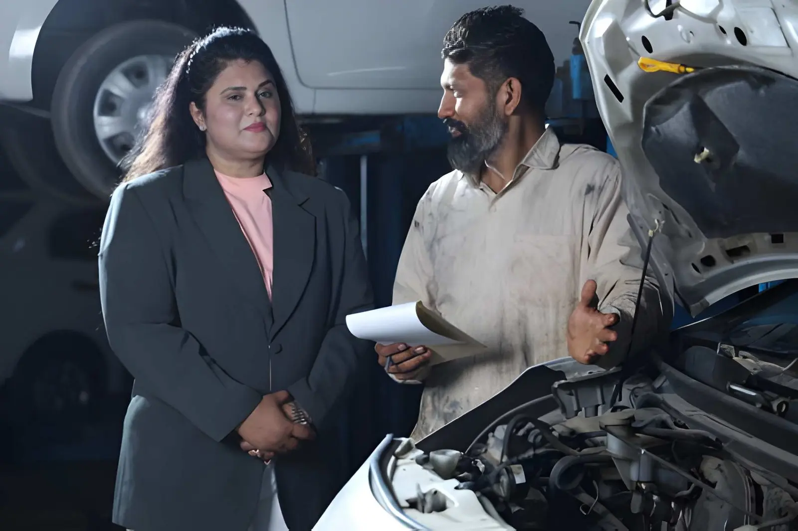How a Vehicle History Check Specialist Helps You Avoid Costly Car Mistakes