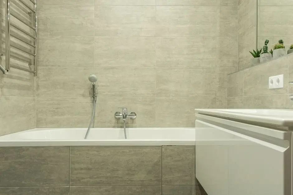 Tub Replacement What You Should Know Before You Swap Out an Old Bathtub